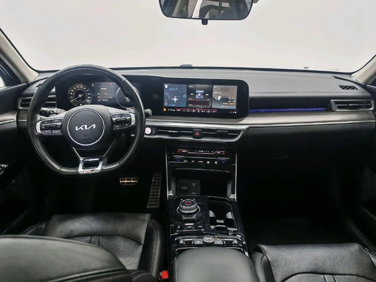 2021 Toyota Camry 2.0L 178HP L4 CVT,autocango,china used car exporter,china ev exporter,chinese used car exporter,chinese used ev exporter