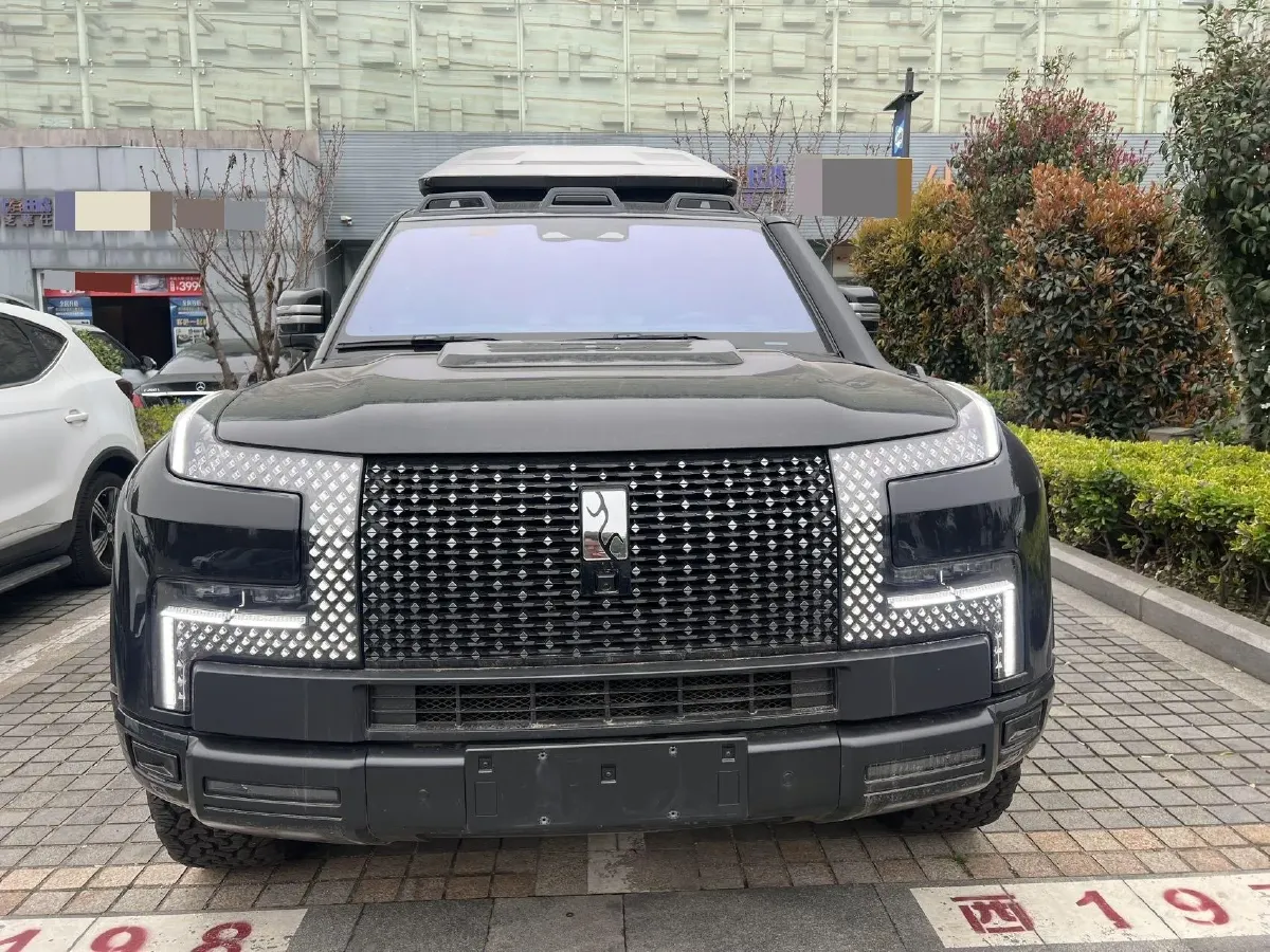 2024 YangWang U8 2.0T 272HP L4 REEV 49.05KWH,autocango,china used car exporter,china ev exporter,chinese used car exporter,chinese used ev exporter