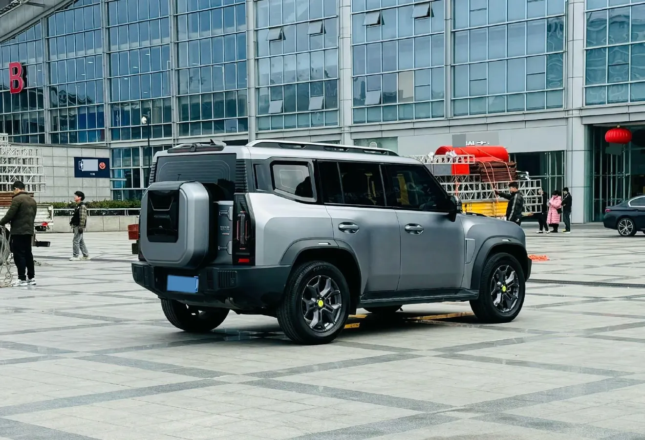 2023 Jetour Traveller 2.0T 254HP L4 7DCT,autocango,china used car exporter,china ev exporter,chinese used car exporter,chinese used ev exporter