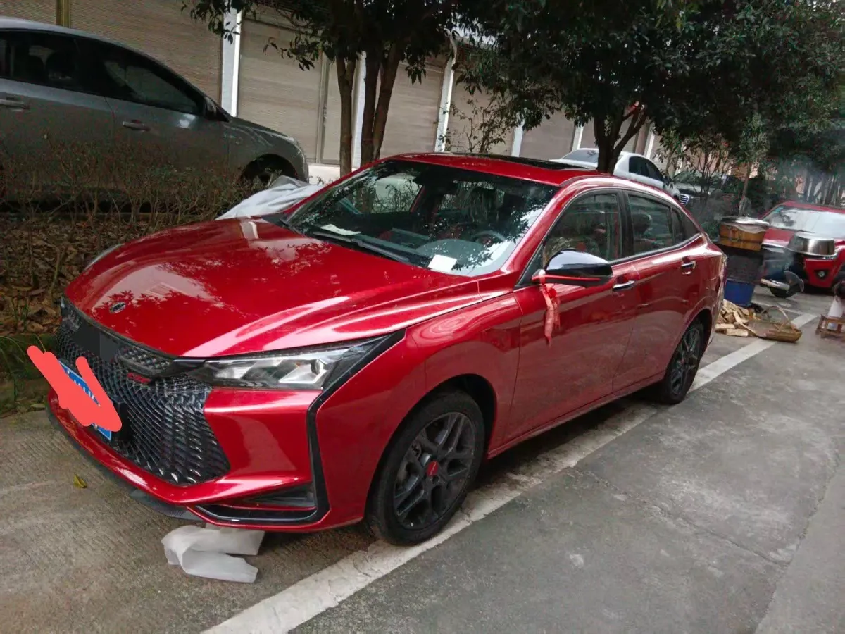 2023 DongFeng Aeolus YiXuan 1.5L 125HP L4 6DCT,autocango,china used car exporter,china ev exporter,chinese used car exporter,chinese used ev exporter