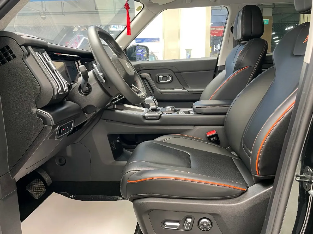 2025 Jetour Traveller 2.0T 254HP L4 7DCT,autocango,china used car exporter,china ev exporter,chinese used car exporter,chinese used ev exporter