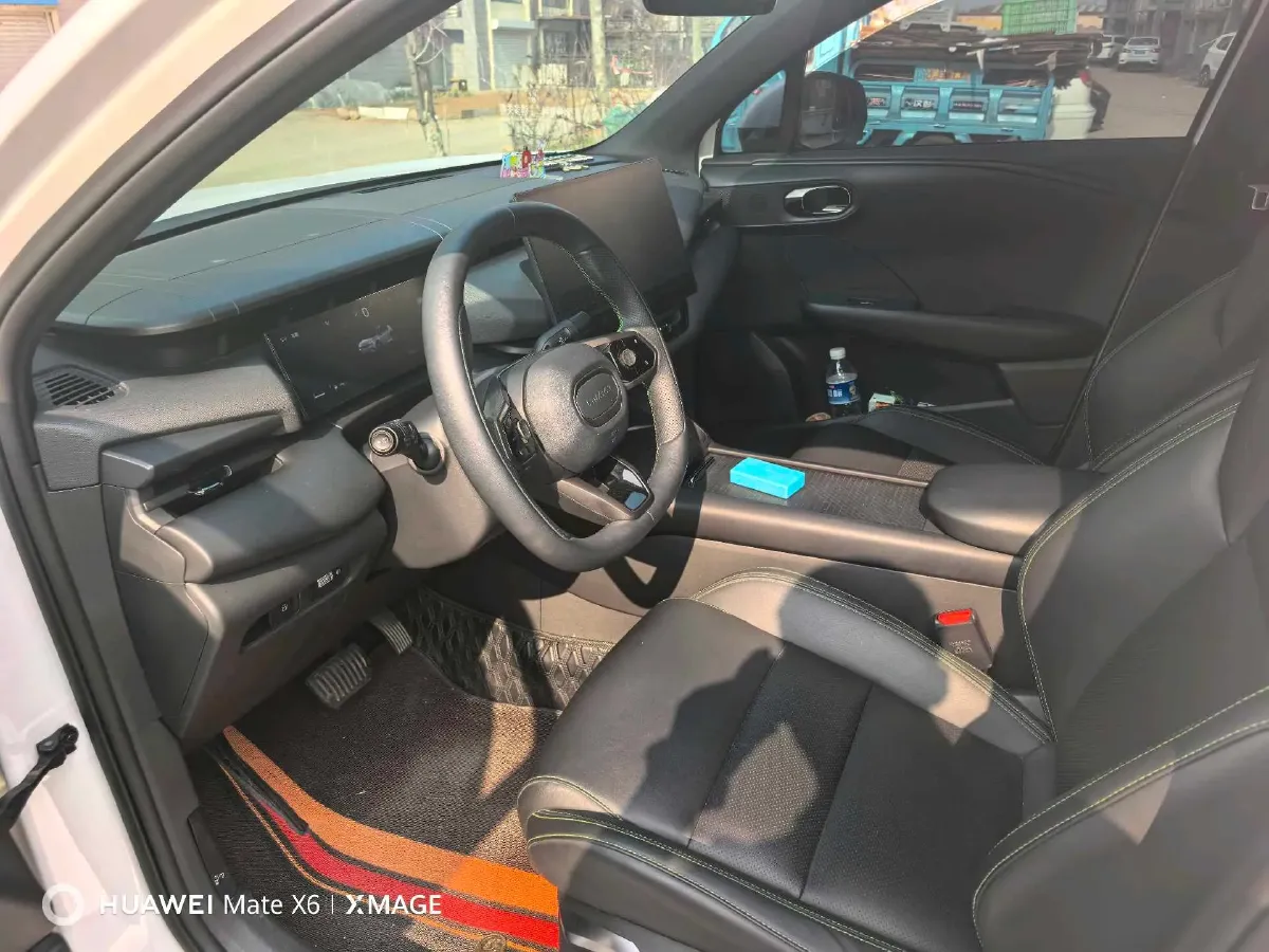 2024 LYNK&CO 06 EM-P 1.5L 120HP L4 3DHT PHEV 19.09KWH,autocango,china used car exporter,china ev exporter,chinese used car exporter,chinese used ev exporter