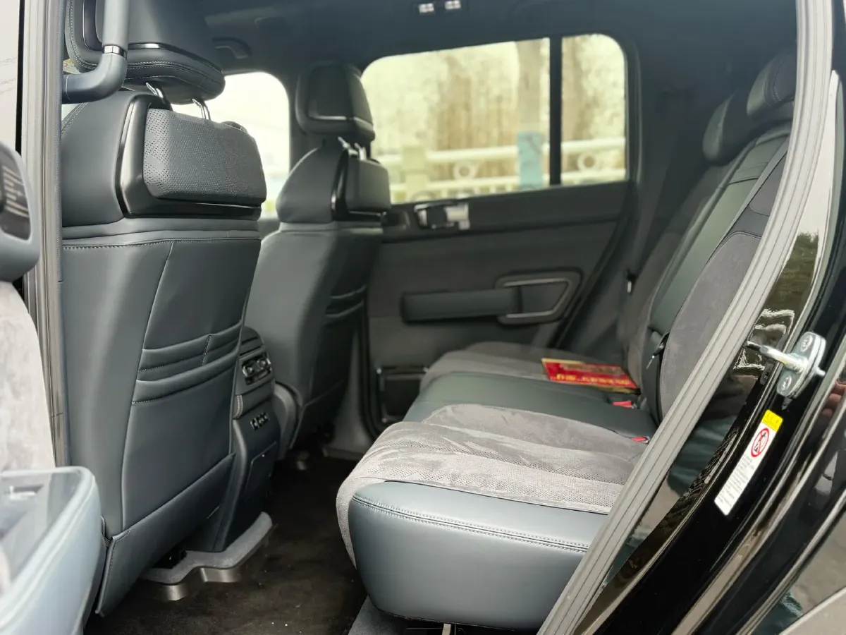 2023 Toyota Crown Kluger 2.5L 189HP L4 E-CVT Hybrid,autocango,china used car exporter,china ev exporter,chinese used car exporter,chinese used ev exporter