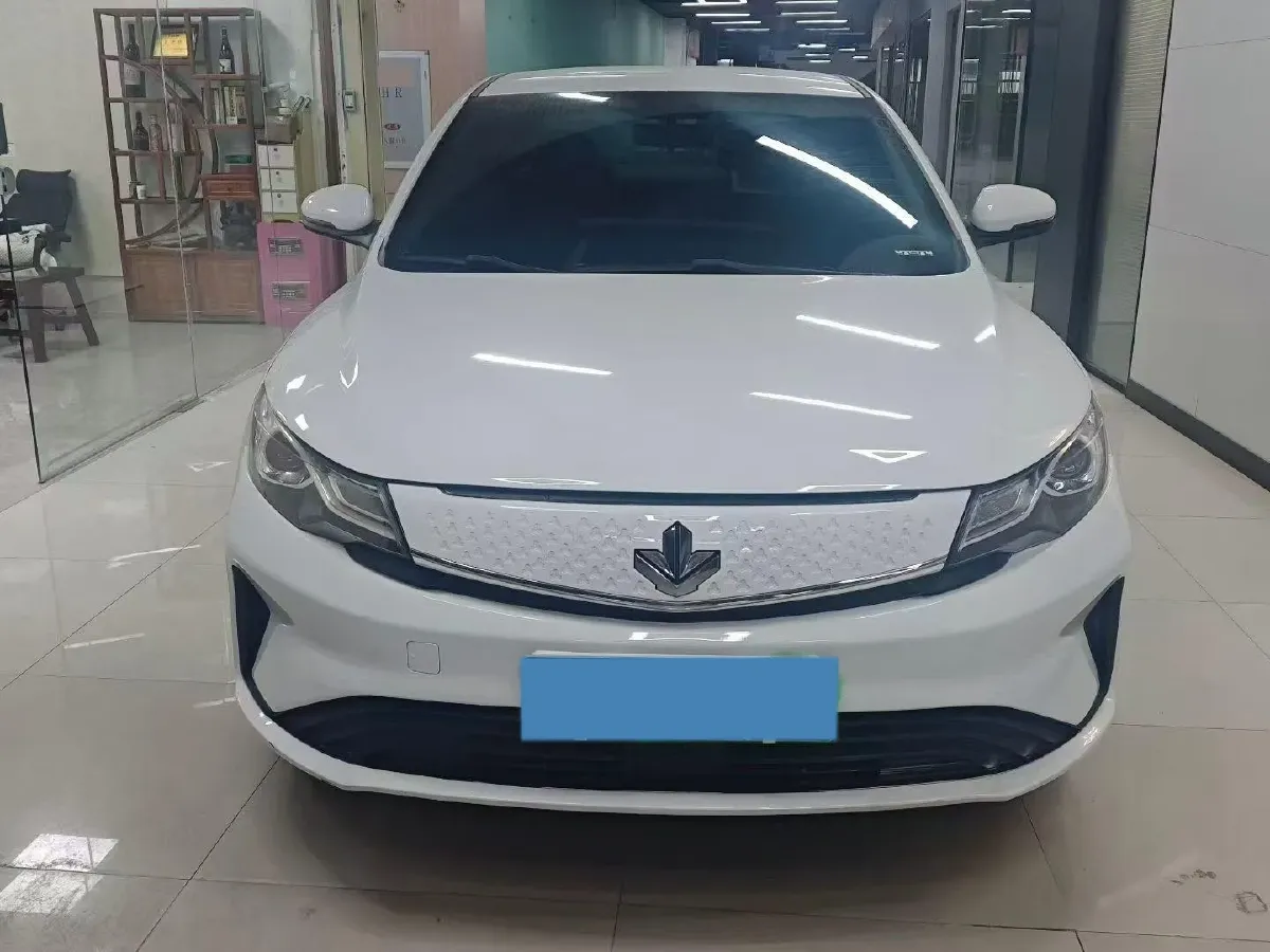 2023 Livan Maple 60s BEV 51.8KWH,autocango,china used car exporter,china ev exporter,chinese used car exporter,chinese used ev exporter