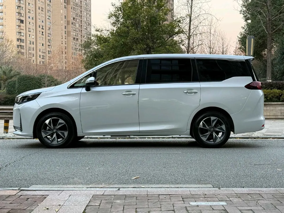 2023 GAC Trumpchi M6 1.5T 177HP L4 7DCT,autocango,china used car exporter,china ev exporter,chinese used car exporter,chinese used ev exporter