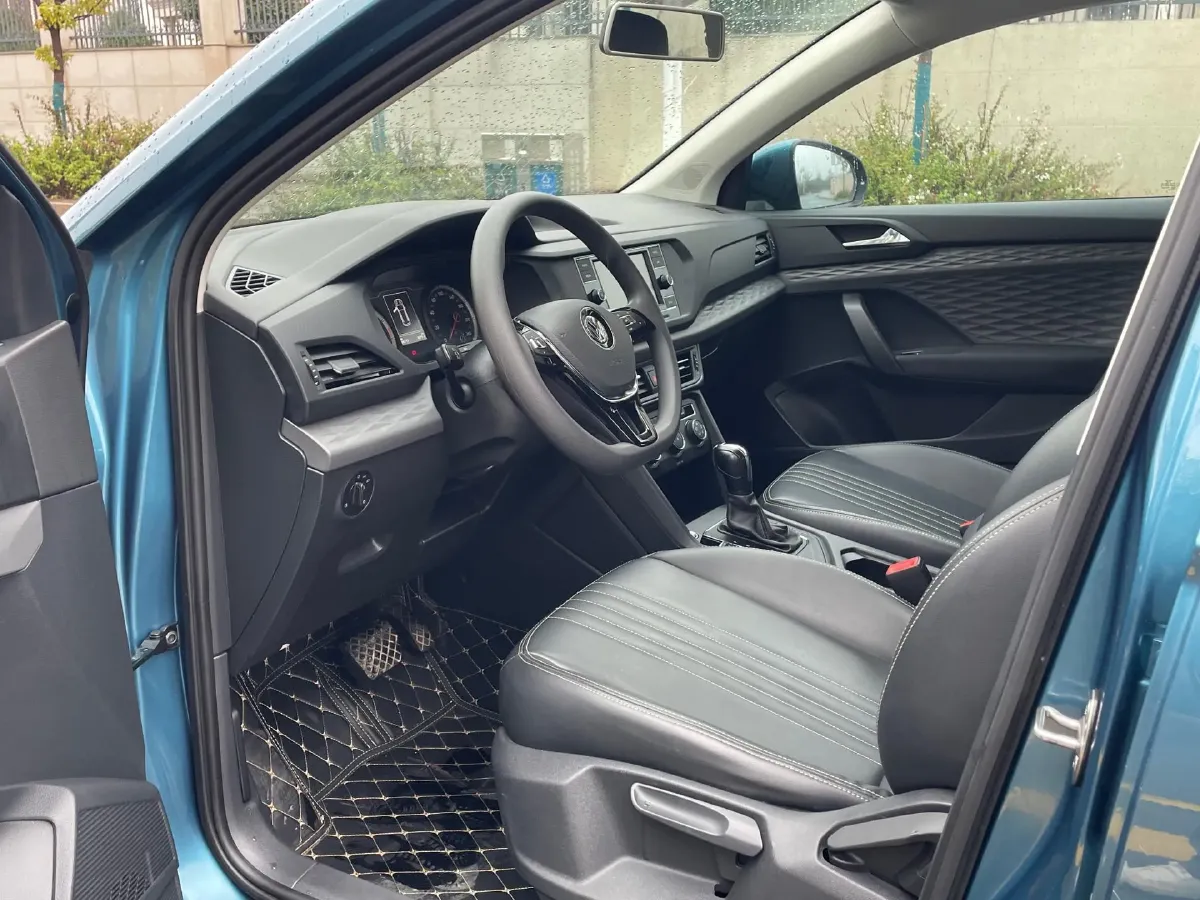 2019 Jeep Compass 1.4T 165HP L4 7DCT,autocango,china used car exporter,china ev exporter,chinese used car exporter,chinese used ev exporter