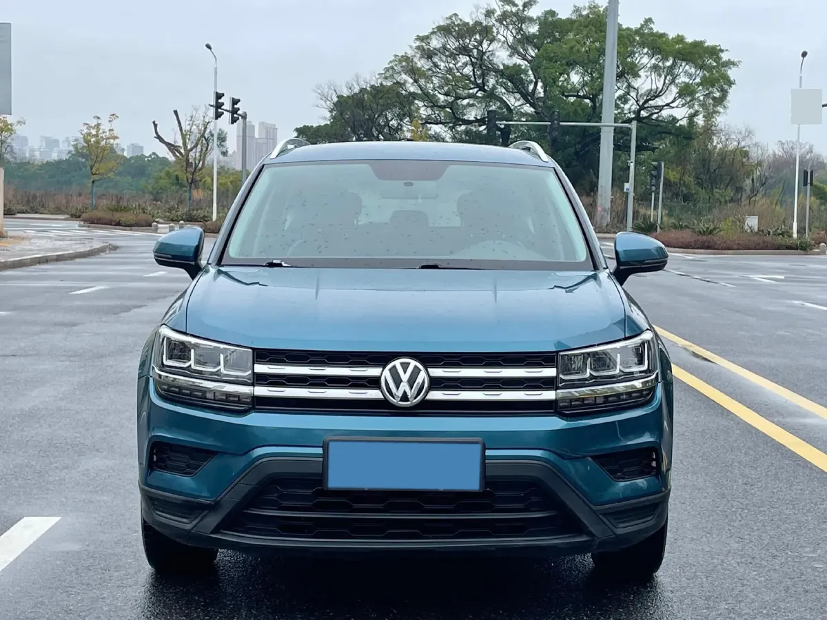 2019 Jeep Compass 1.4T 165HP L4 7DCT,autocango,china used car exporter,china ev exporter,chinese used car exporter,chinese used ev exporter