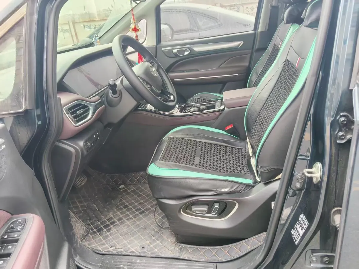 2023 GAC Trumpchi M6 1.5T 177HP L4 7DCT,autocango,china used car exporter,china ev exporter,chinese used car exporter,chinese used ev exporter