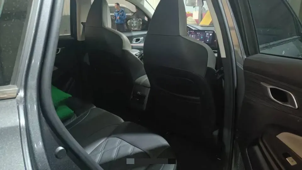 2023 ChangAn QiYuan Q05 Classic 1.5L 110HP L4 E-CVT PHEV 18.99KWH,autocango,china used car exporter,china ev exporter,chinese used car exporter,chinese used ev exporter