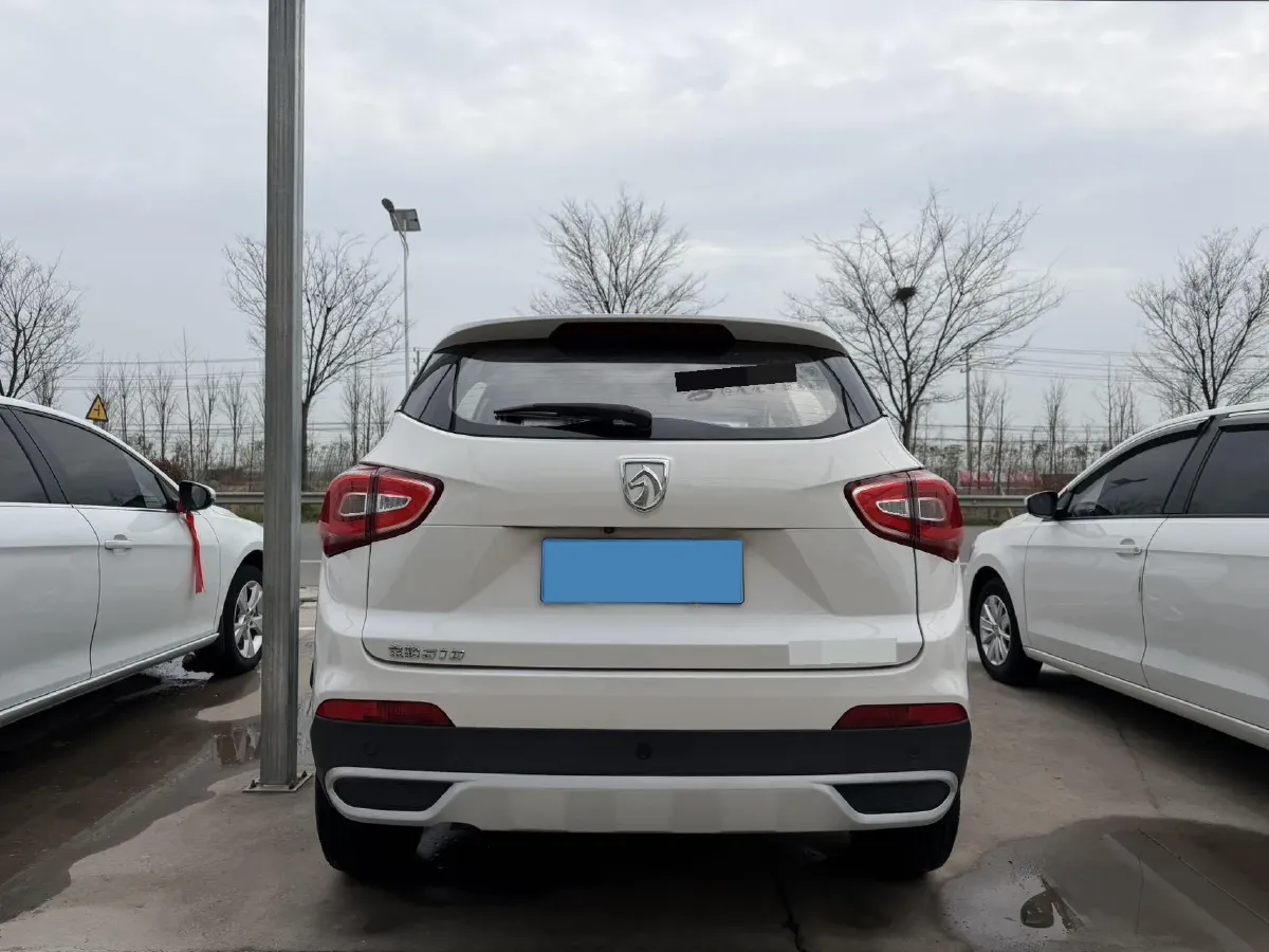 2017 BaoJun 510 1.5L 112HP L4 6MT,autocango,china used car exporter,china ev exporter,chinese used car exporter,chinese used ev exporter