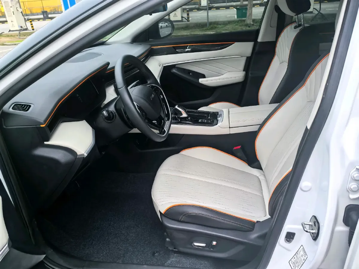 2021 DongFeng Aeolus YiXuan MAX 1.5T 190HP L4 7DCT,autocango,china used car exporter,china ev exporter,chinese used car exporter,chinese used ev exporter