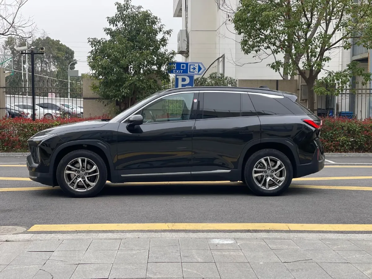 2022 NIO ES6 BEV 75KWH,autocango,china used car exporter,china ev exporter,chinese used car exporter,chinese used ev exporter