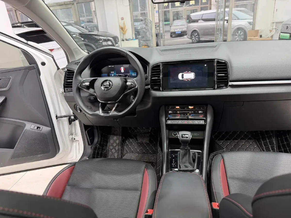 2022 Skoda Karoq 1.4T 150HP L4 7DCT,autocango,china used car exporter,china ev exporter,chinese used car exporter,chinese used ev exporter