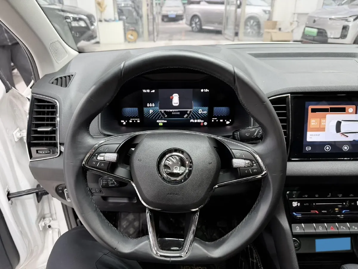 2022 Skoda Karoq 1.4T 150HP L4 7DCT,autocango,china used car exporter,china ev exporter,chinese used car exporter,chinese used ev exporter