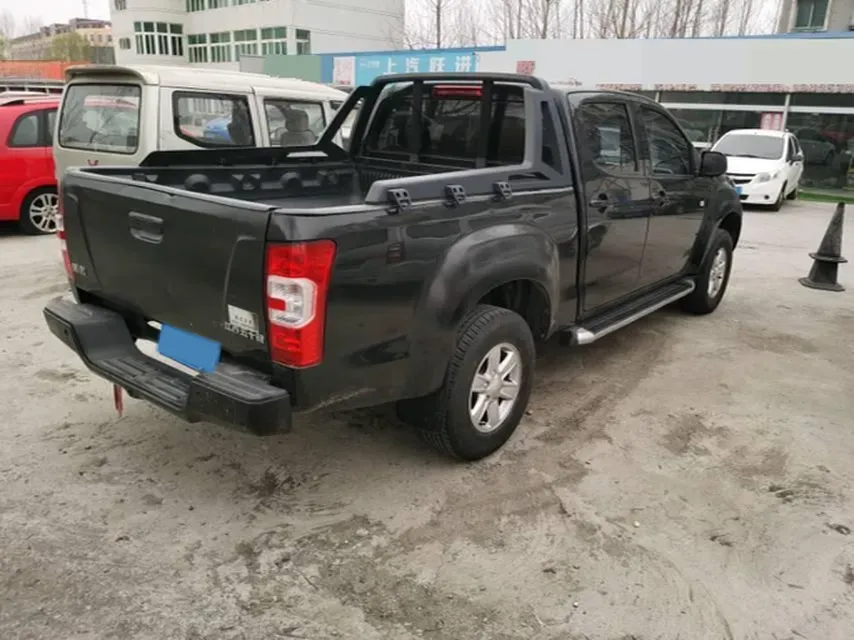 2020 ChangAn Kaicene KaiCheng F70 2.4T 218HP L4 6MT,autocango,china used car exporter,china ev exporter,chinese used car exporter,chinese used ev exporter