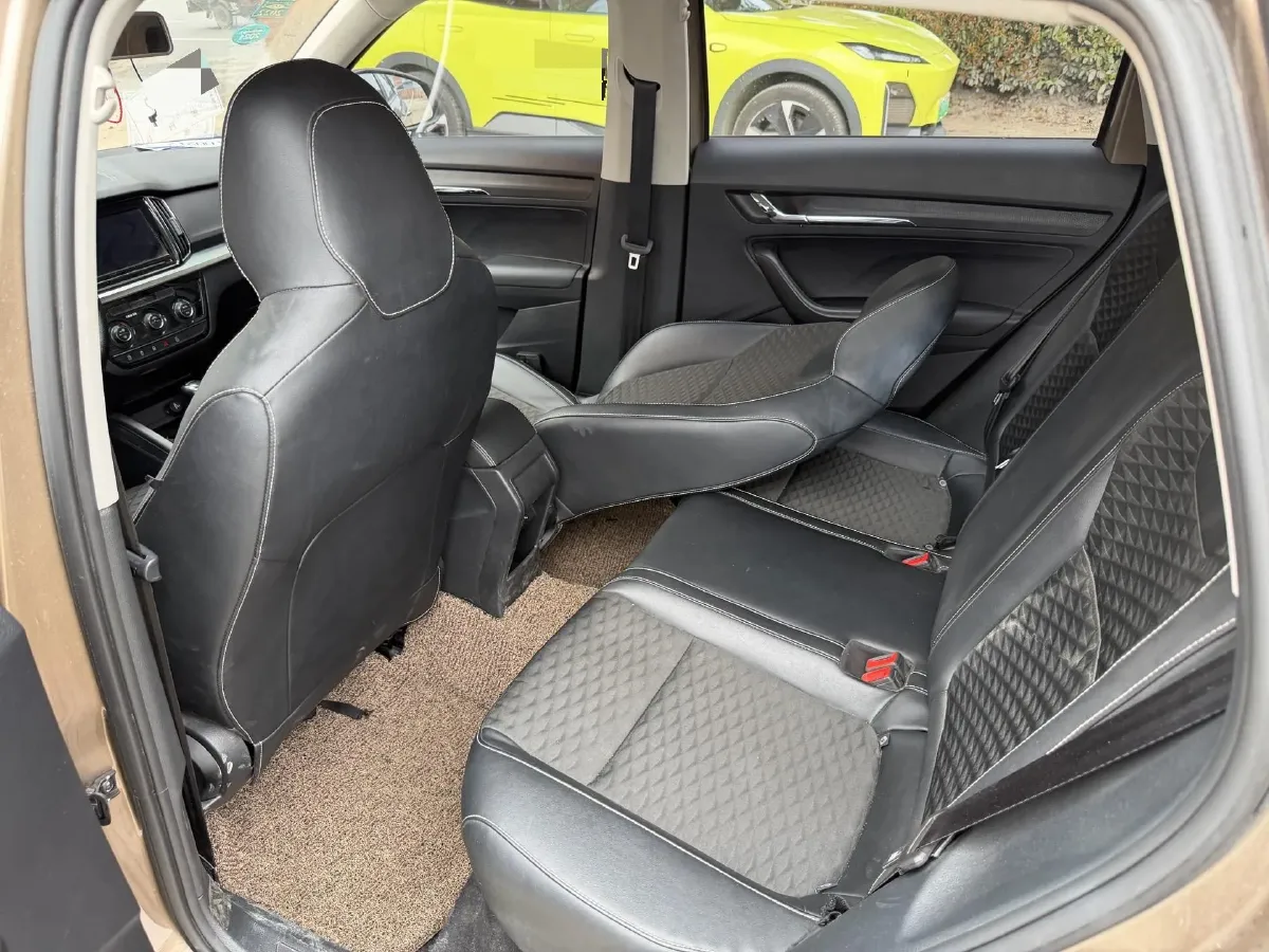 2018 Skoda Octavia 1.2T 116HP L4 7DCT,autocango,china used car exporter,china ev exporter,chinese used car exporter,chinese used ev exporter