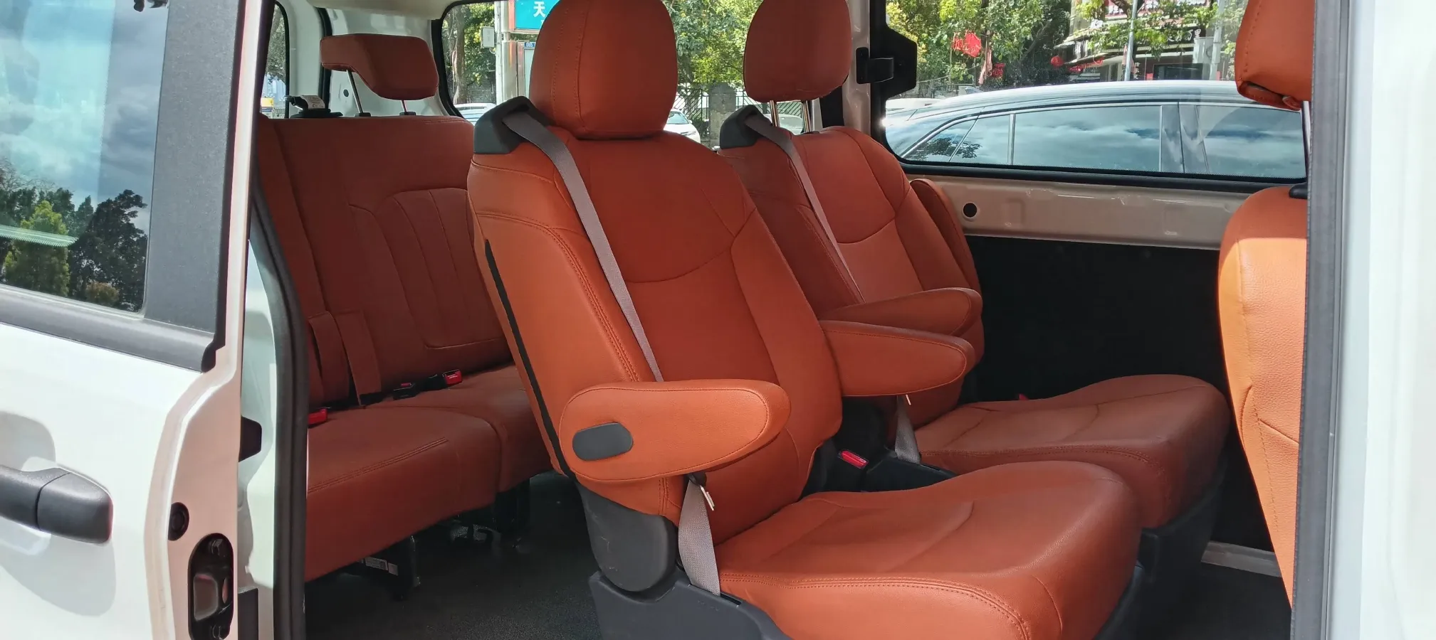 2024 BAW RuiSheng Trump M7 1.6L 124HP L4 5MT,autocango,china used car exporter,china ev exporter,chinese used car exporter,chinese used ev exporter