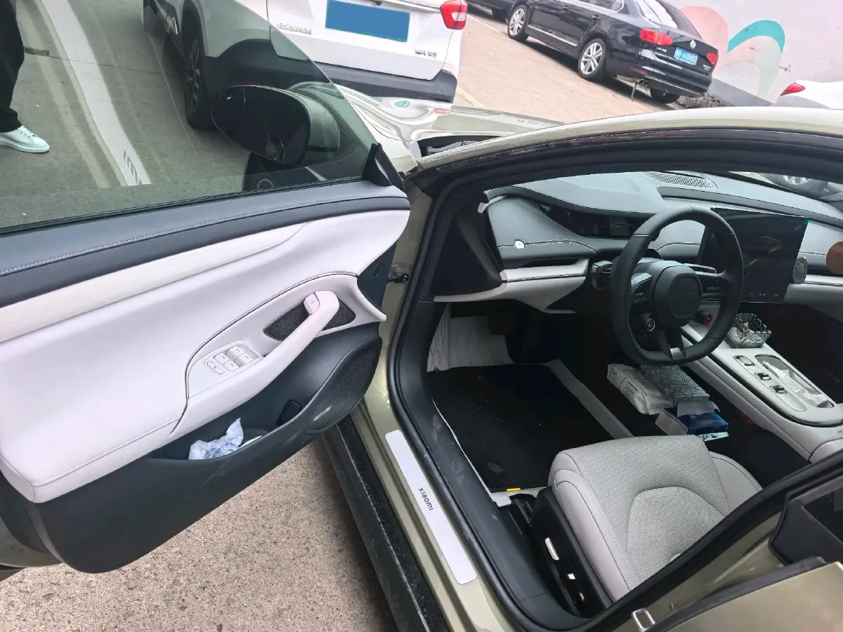 2024 MI SU7 BEV 73.6KWH,autocango,china used car exporter,china ev exporter,chinese used car exporter,chinese used ev exporter