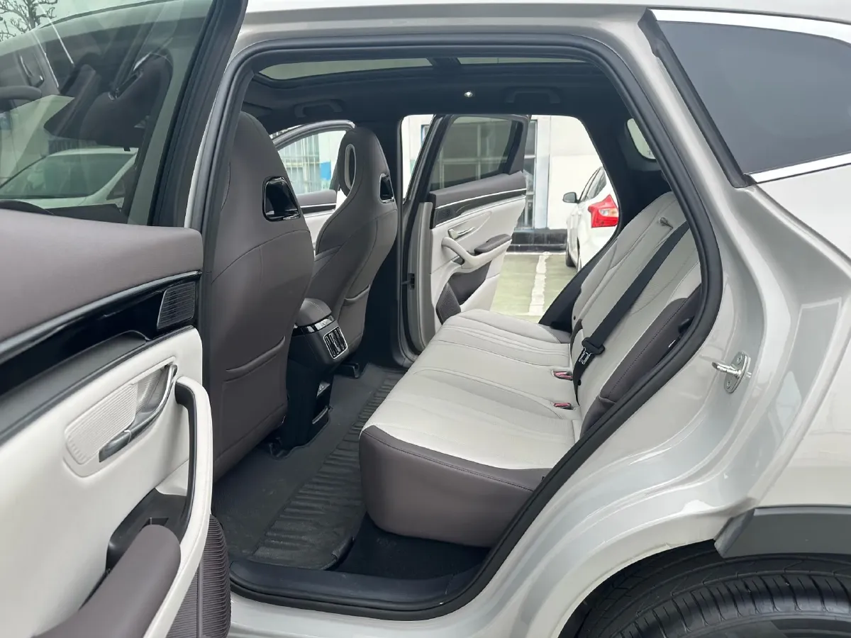 2025 BYD Song Plus 1.5L 101HP L4 E-CVT PHEV 18.3KWH,autocango,china used car exporter,china ev exporter,chinese used car exporter,chinese used ev exporter