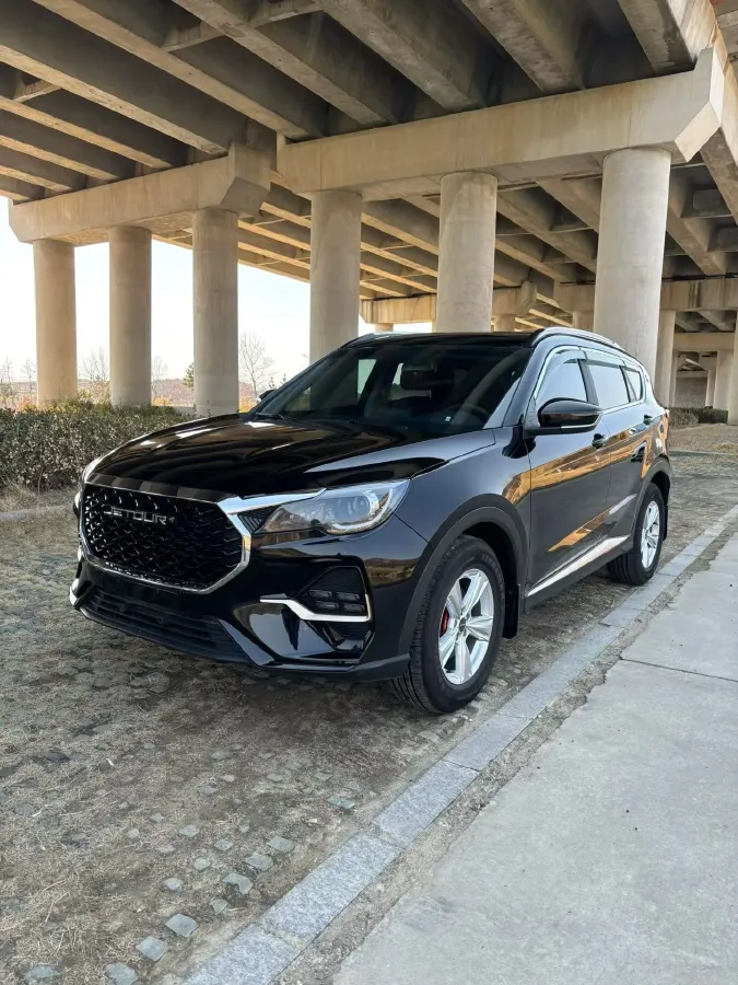 2025 Jetour X70 Plus 1.5T 156HP L4 6MT,autocango,china used car exporter,china ev exporter,chinese used car exporter,chinese used ev exporter