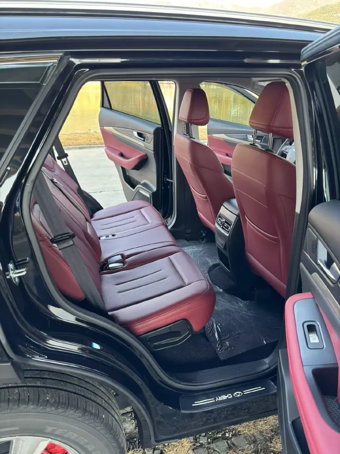 2025 Jetour X70 Plus 1.5T 156HP L4 6MT,autocango,china used car exporter,china ev exporter,chinese used car exporter,chinese used ev exporter