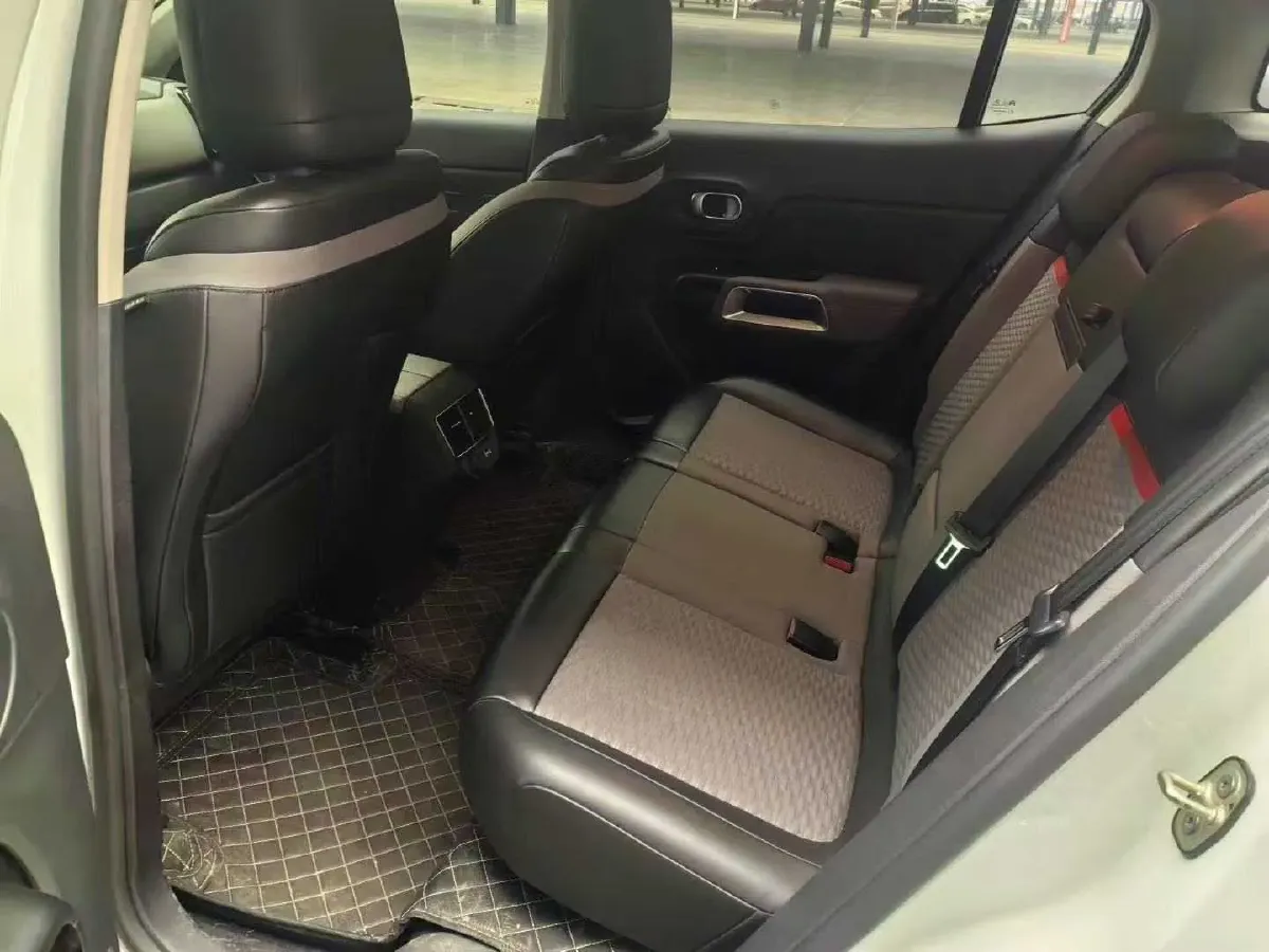 2019 Citroen C5 Aircross 1.6T 167HP L4 6AT,autocango,china used car exporter,china ev exporter,chinese used car exporter,chinese used ev exporter