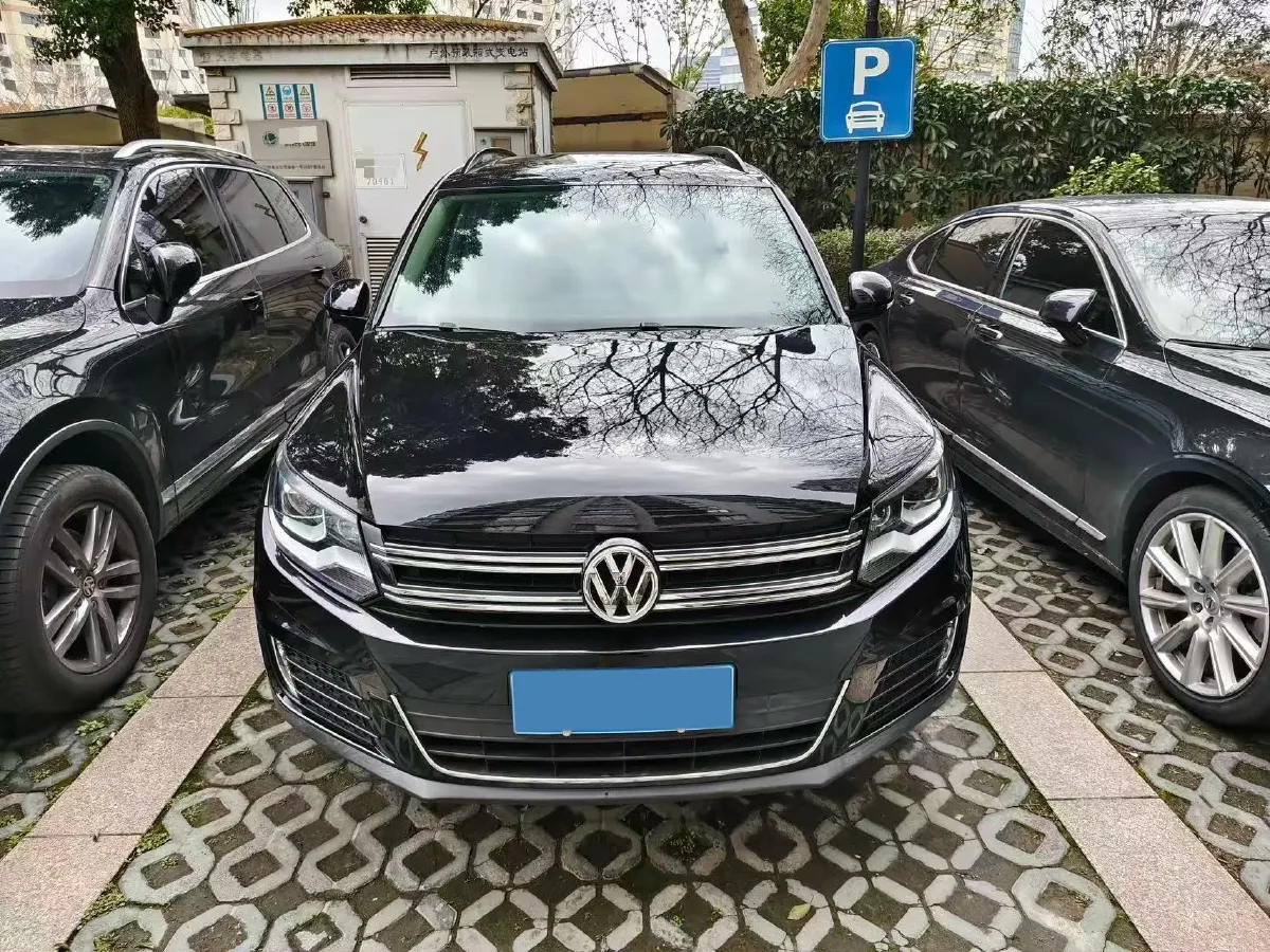 2017 Haval H9 2.0T 190HP L4 8AT,autocango,china used car exporter,china ev exporter,chinese used car exporter,chinese used ev exporter