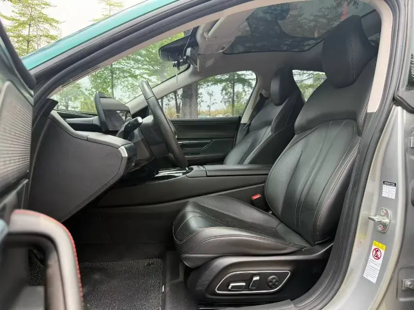 2022 DongFeng Forthing M7 2.0T 224HP L4 8AT,autocango,china used car exporter,china ev exporter,chinese used car exporter,chinese used ev exporter