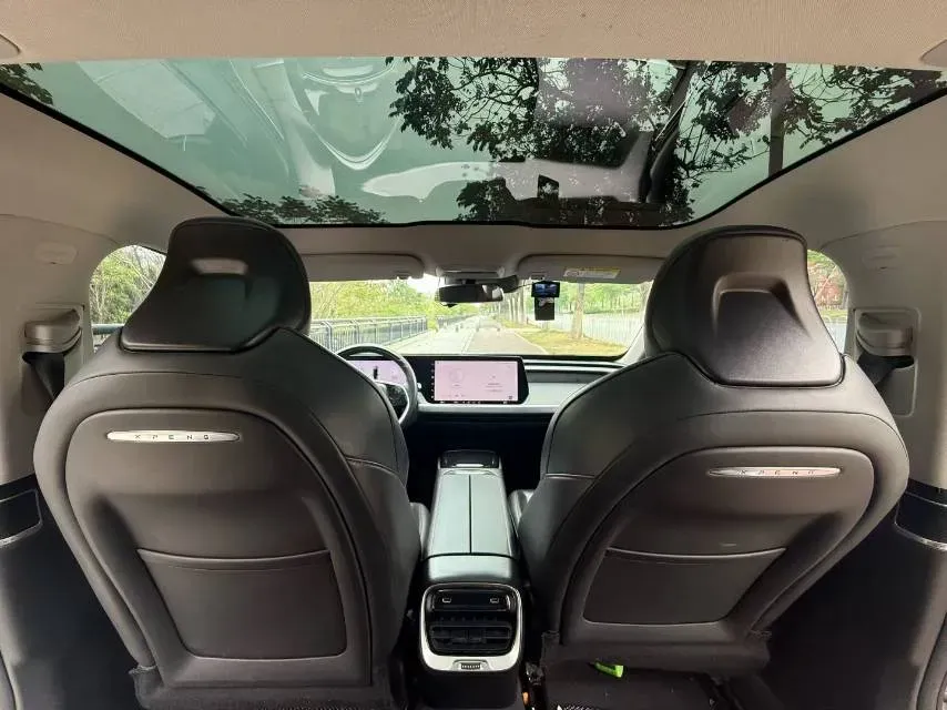 2022 DongFeng Forthing M7 2.0T 224HP L4 8AT,autocango,china used car exporter,china ev exporter,chinese used car exporter,chinese used ev exporter