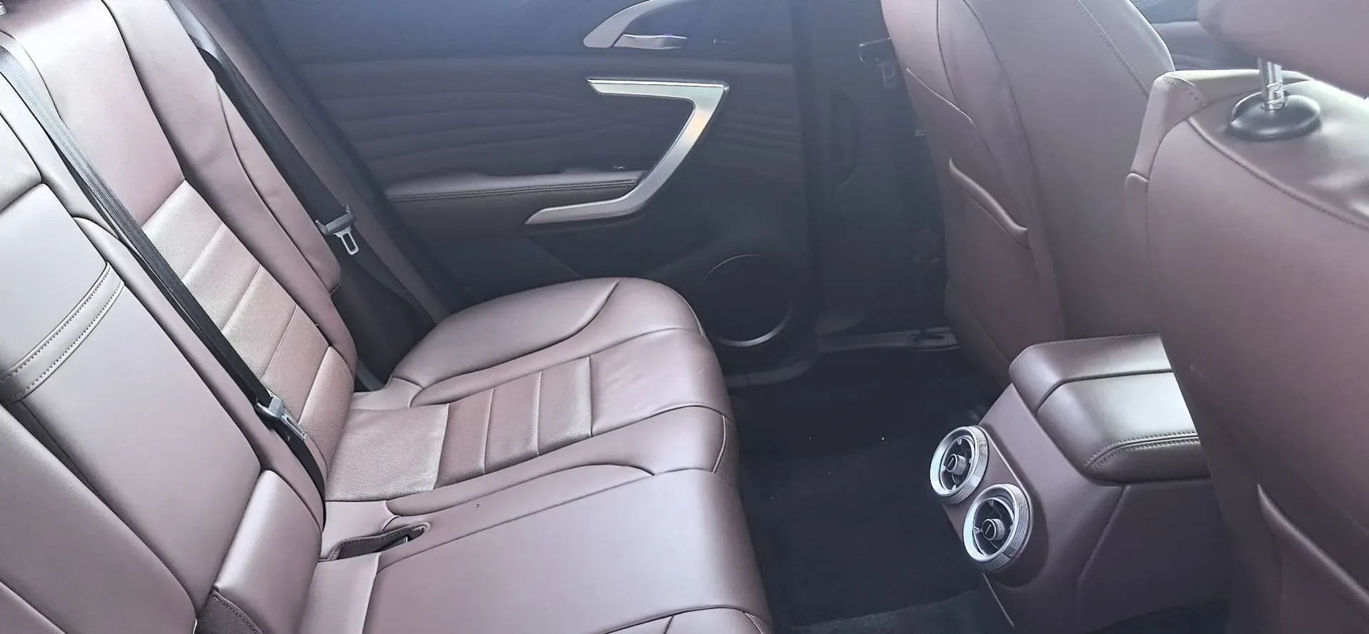 2019 WEY VV7 2.0T 227HP L4 7DCT,autocango,china used car exporter,china ev exporter,chinese used car exporter,chinese used ev exporter