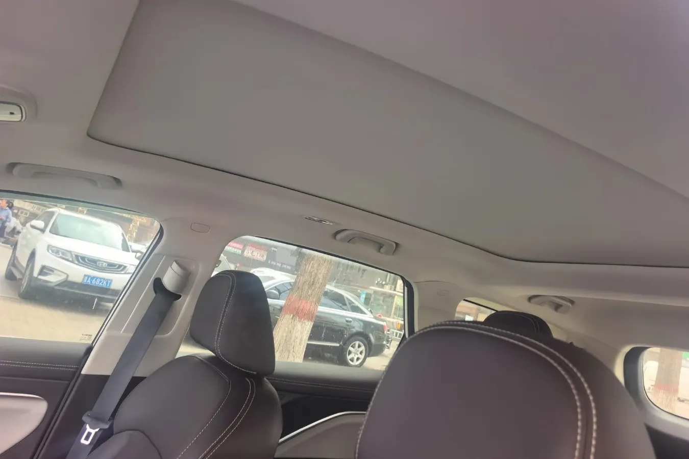 2021 Geely JiaJi 1.8T 184HP L4 7DCT,autocango,china used car exporter,china ev exporter,chinese used car exporter,chinese used ev exporter