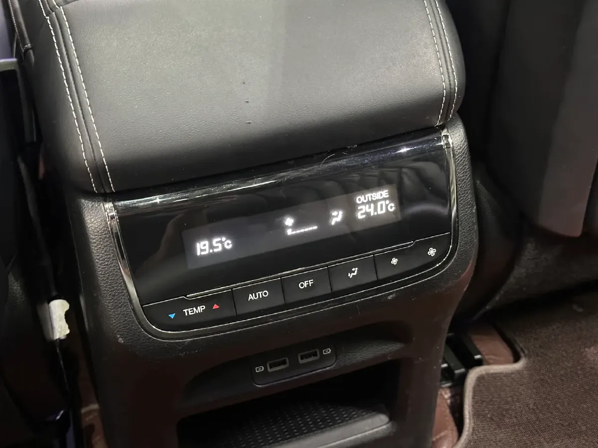 2022 GAC Trumpchi GS8 2.0T 190HP L4 E-CVT Hybrid,autocango,china used car exporter,china ev exporter,chinese used car exporter,chinese used ev exporter