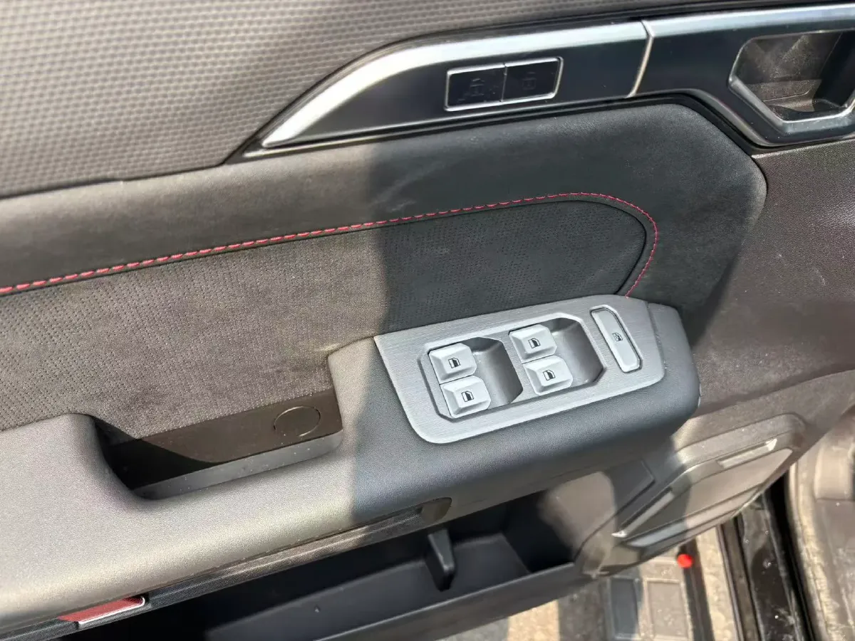 2023 Jetour Traveller 1.5T 184HP L4 7DCT,autocango,china used car exporter,china ev exporter,chinese used car exporter,chinese used ev exporter