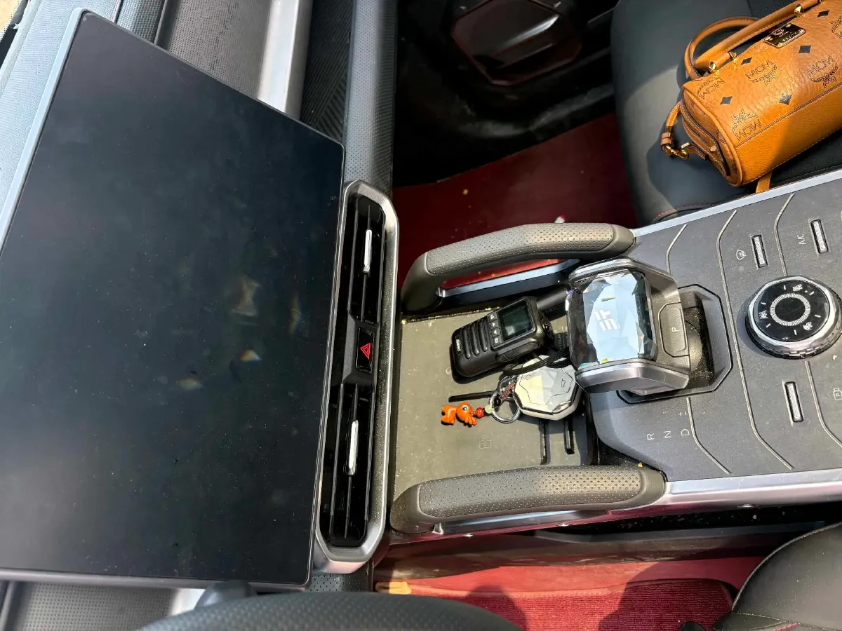 2023 Jetour Traveller 1.5T 184HP L4 7DCT,autocango,china used car exporter,china ev exporter,chinese used car exporter,chinese used ev exporter