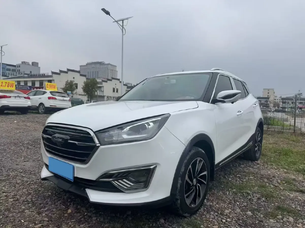 2017 Zotye T300 1.5L 112HP L4 5MT,autocango,china used car exporter,china ev exporter,chinese used car exporter,chinese used ev exporter