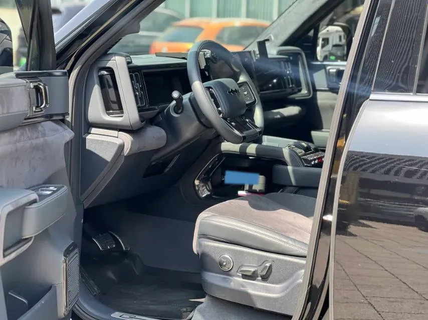 2024 Jaguar XEL 2.0T 250HP L4 8AT,autocango,china used car exporter,china ev exporter,chinese used car exporter,chinese used ev exporter