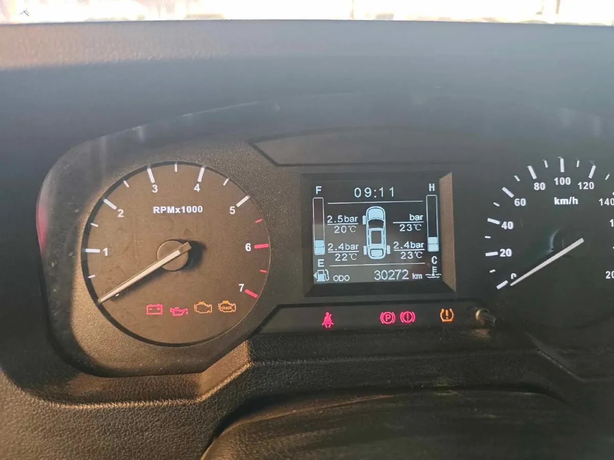 2023 BAW 212 2.4T 211HP L4 6MT,autocango,china used car exporter,china ev exporter,chinese used car exporter,chinese used ev exporter