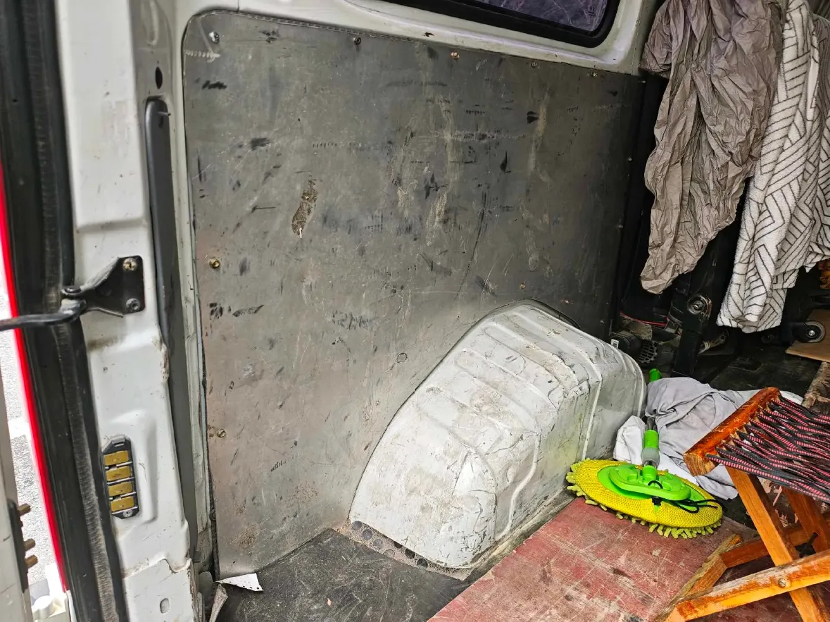 2021 MAXUS XinTu V80 2.0T 127HP L4 6MT,autocango,china used car exporter,china ev exporter,chinese used car exporter,chinese used ev exporter