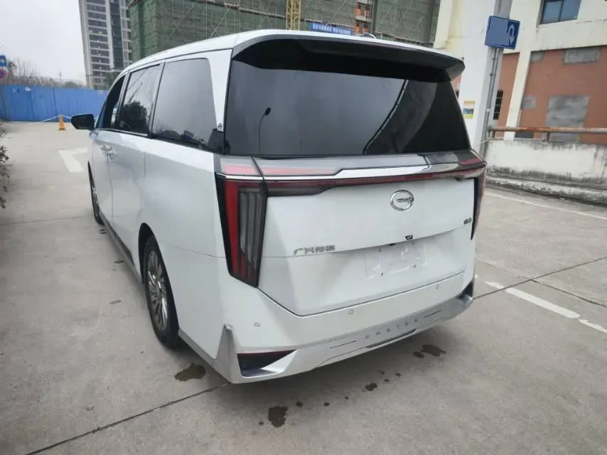 2023 GAC Trumpchi M8 2.0T 252HP L4 8AT,autocango,china used car exporter,china ev exporter,chinese used car exporter,chinese used ev exporter