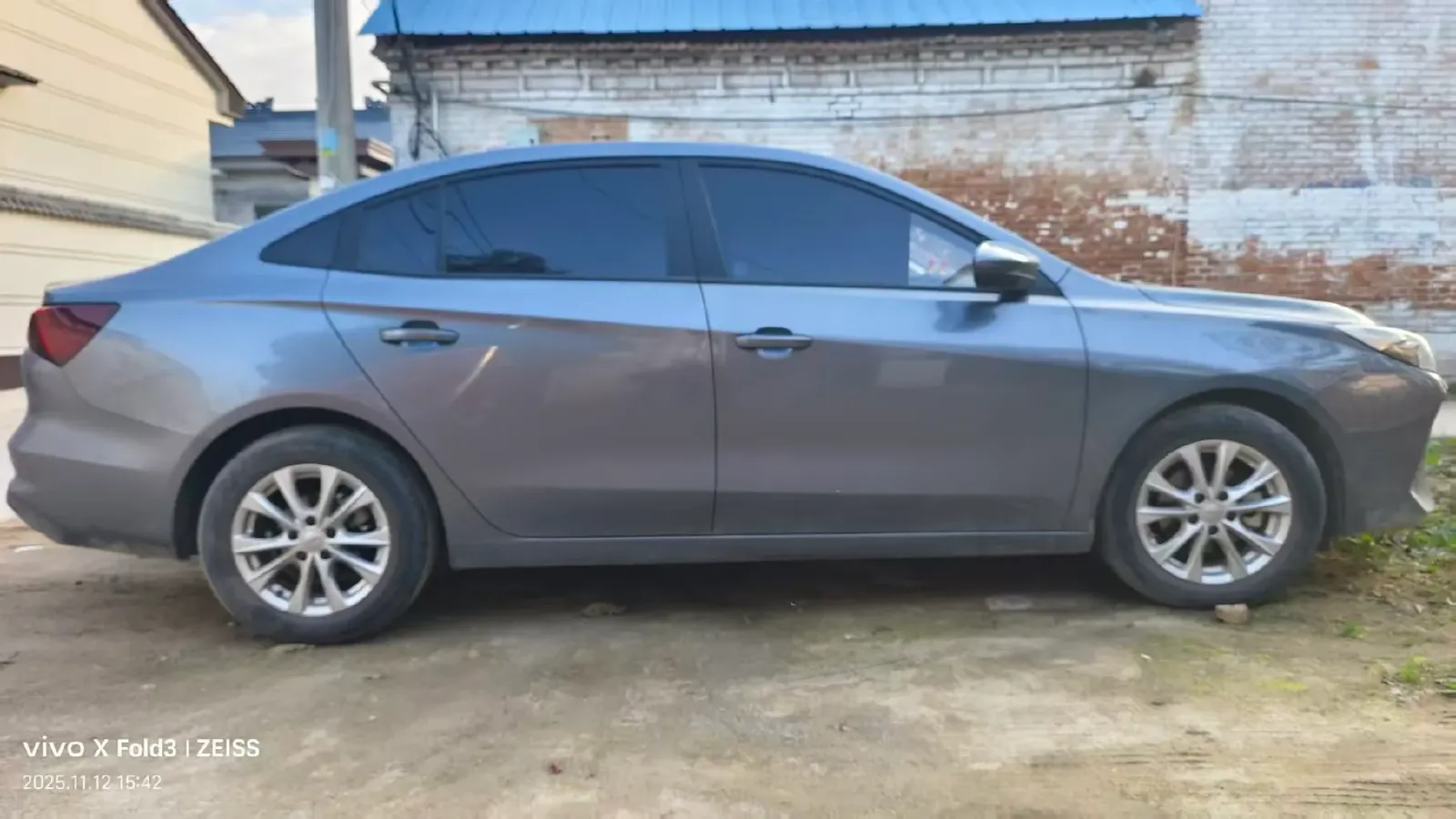 2023 Roewe i5 1.5L 129HP L4 5MT,autocango,china used car exporter,china ev exporter,chinese used car exporter,chinese used ev exporter