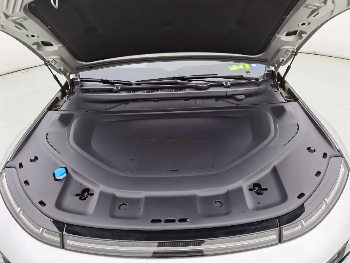 2023 Xpeng P7 BEV 86.2KWH,autocango,china used car exporter,china ev exporter,chinese used car exporter,chinese used ev exporter