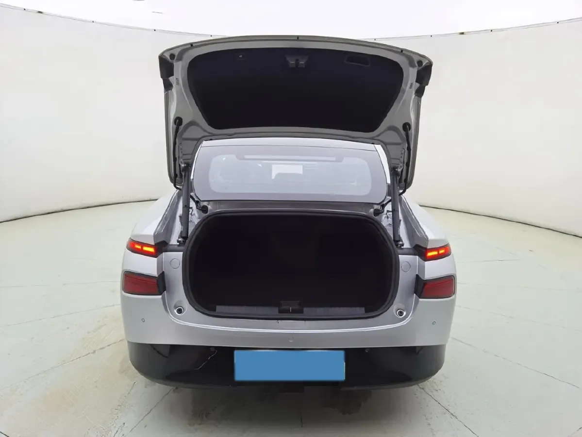 2023 Xpeng P7 BEV 86.2KWH,autocango,china used car exporter,china ev exporter,chinese used car exporter,chinese used ev exporter