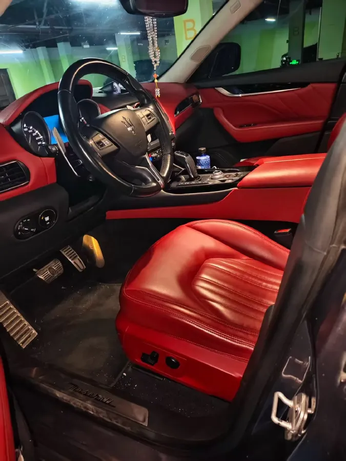 2019 Maserati Levante 3.0T 350HP V6 8AT,autocango,china used car exporter,china ev exporter,chinese used car exporter,chinese used ev exporter