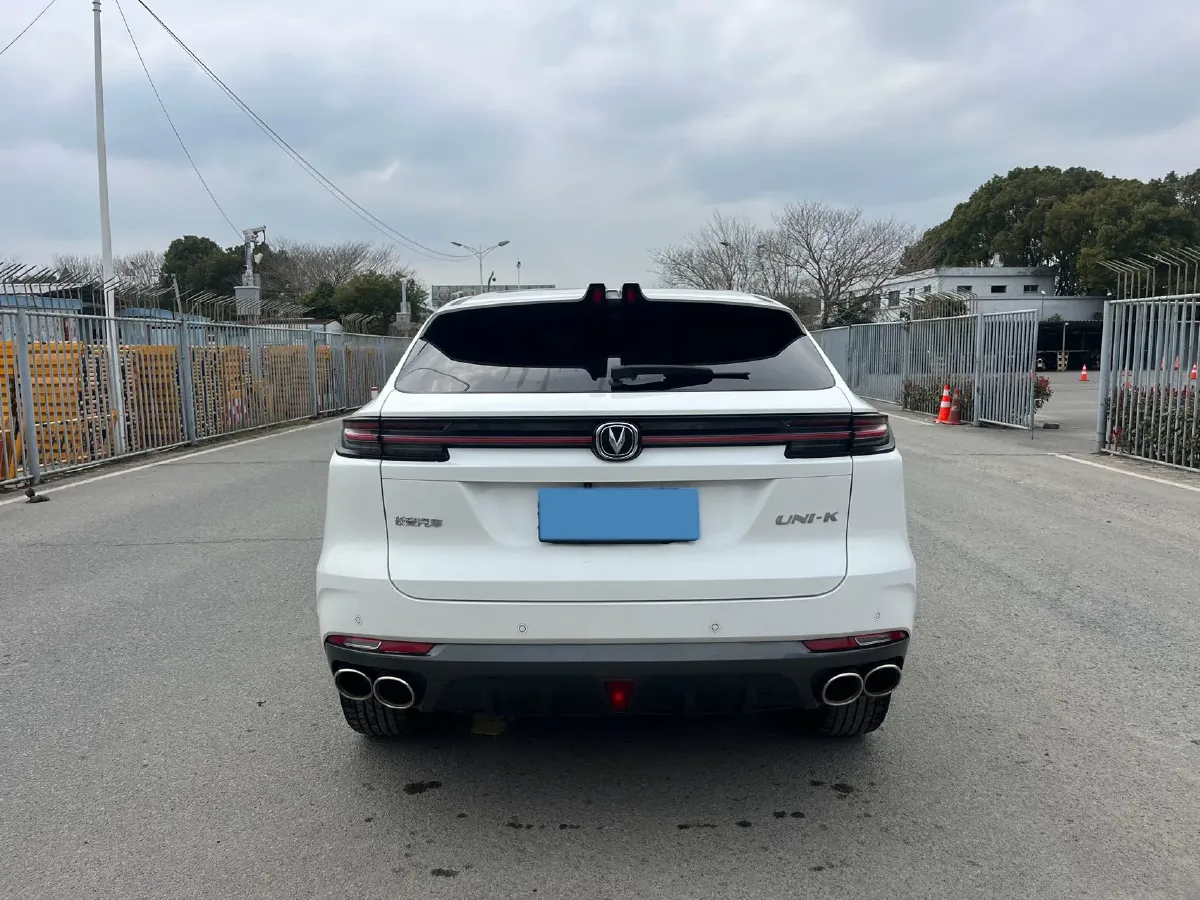 2021 ChangAn UNI-K 2.0T 233HP L4 8AT,autocango,china used car exporter,china ev exporter,chinese used car exporter,chinese used ev exporter