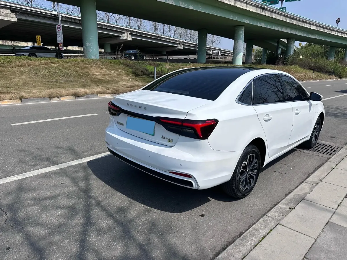 2022 Roewe RX5 eMAX 1.5T 169HP L4 AMT PHEV 16.6KWH,autocango,china used car exporter,china ev exporter,chinese used car exporter,chinese used ev exporter