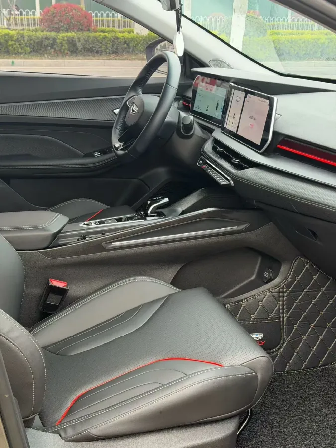 2022 Geely Binray 1.5T 181HP L4 7DCT,autocango,china used car exporter,china ev exporter,chinese used car exporter,chinese used ev exporter