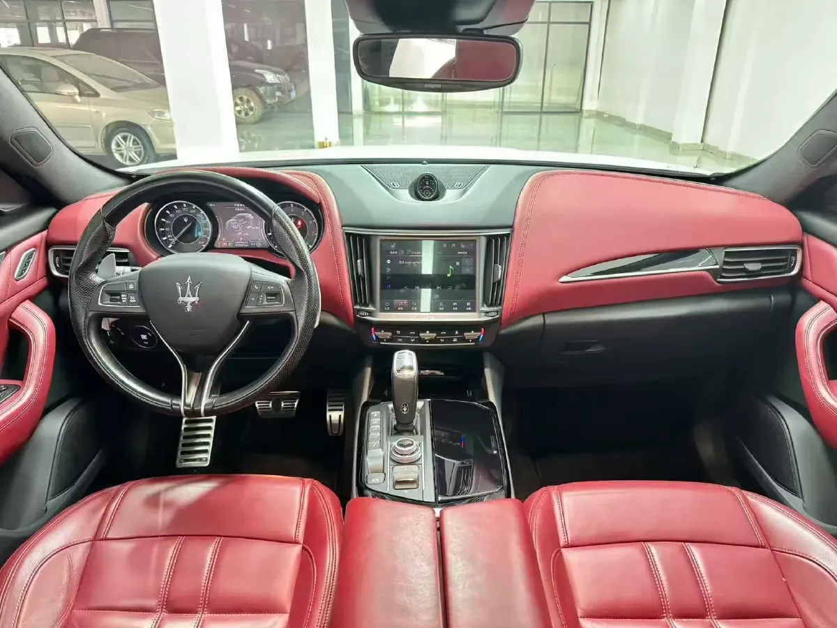 2022 Maserati Levante 3.0T 350HP V6 8AT,autocango,china used car exporter,china ev exporter,chinese used car exporter,chinese used ev exporter