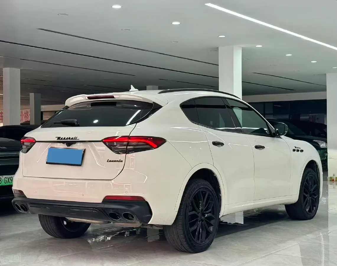 2022 Maserati Levante 3.0T 350HP V6 8AT,autocango,china used car exporter,china ev exporter,chinese used car exporter,chinese used ev exporter