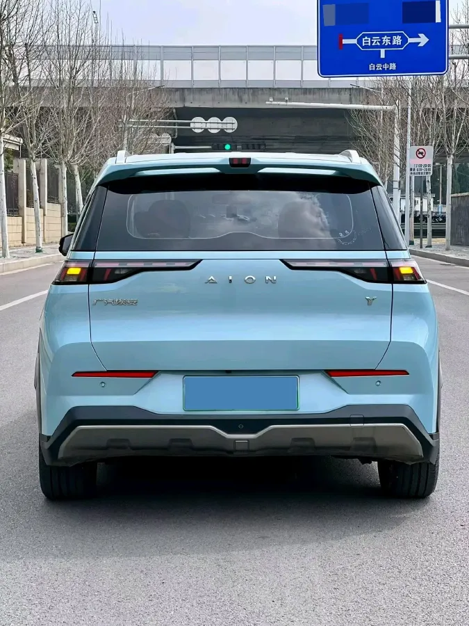 2022 Geely Okavango 1.8T 184HP L4 7DCT,autocango,china used car exporter,china ev exporter,chinese used car exporter,chinese used ev exporter