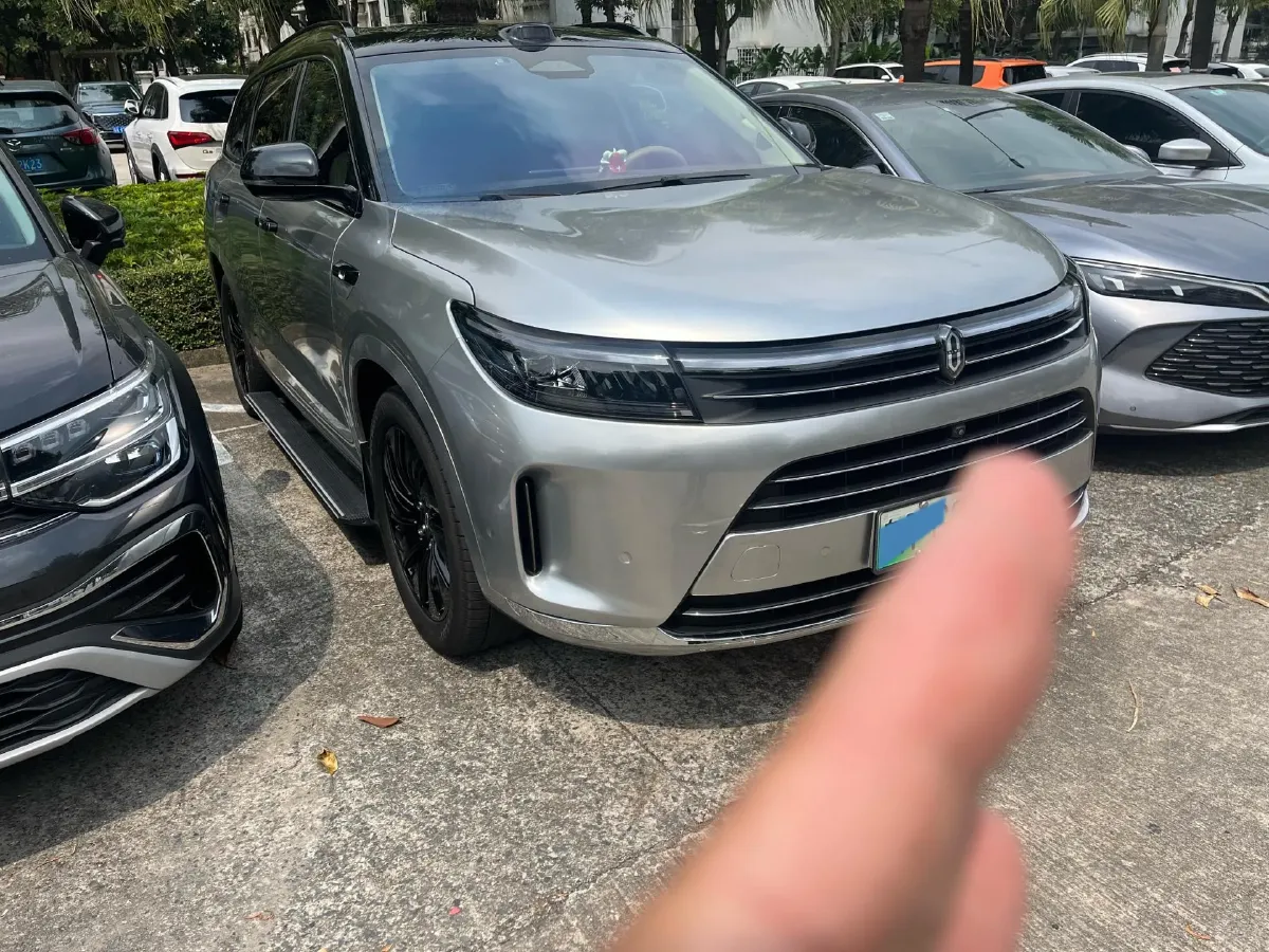 2024 AITO AITO M7 1.5T 152HP L4 REEV 40KWH,autocango,china used car exporter,china ev exporter,chinese used car exporter,chinese used ev exporter